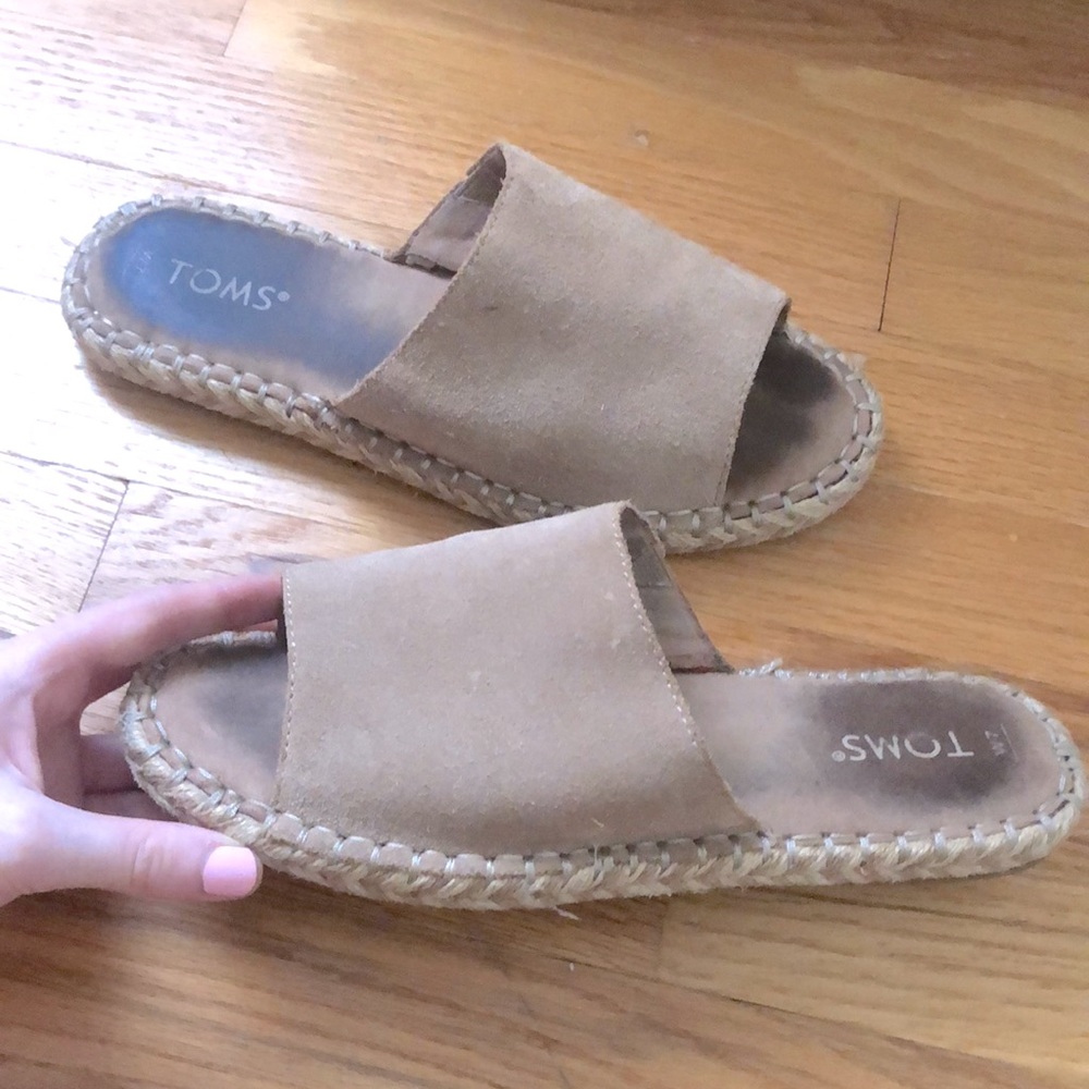 Tom’s Espadrille Sandals